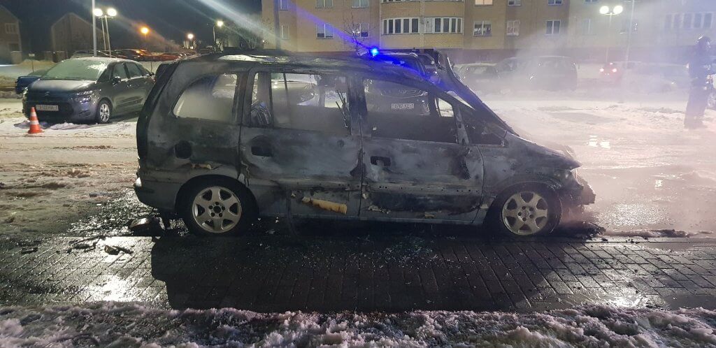 Загорание авто в Боровках в Барановичах МЧС
